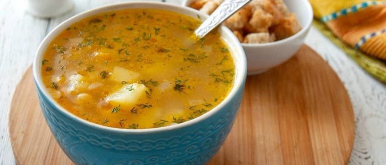 Гороховый суп с копчёным салом