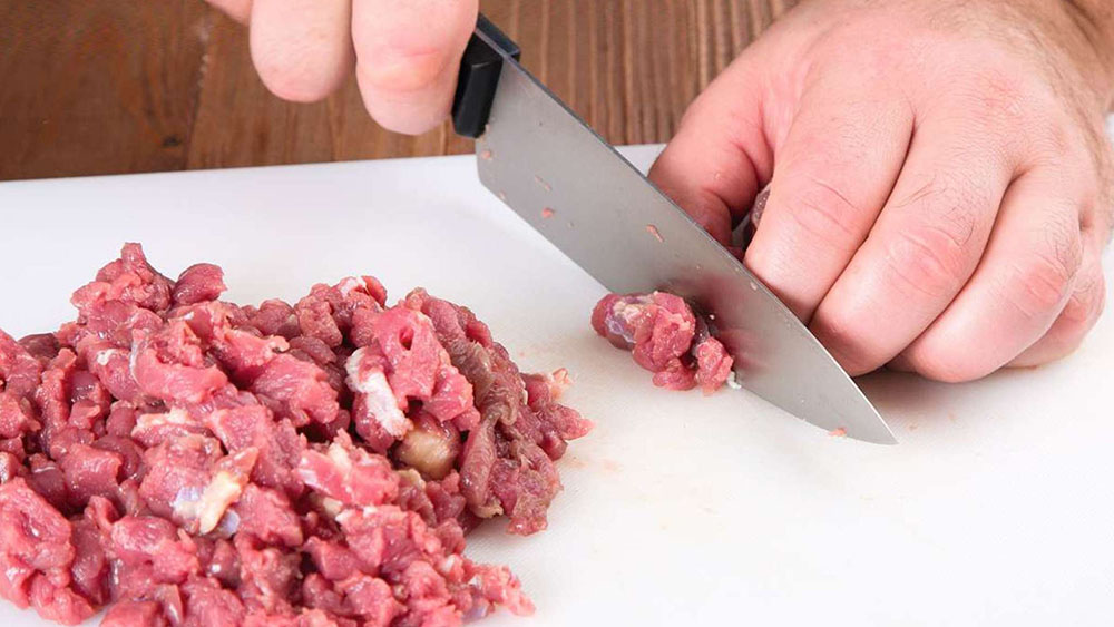 Мясо и нож